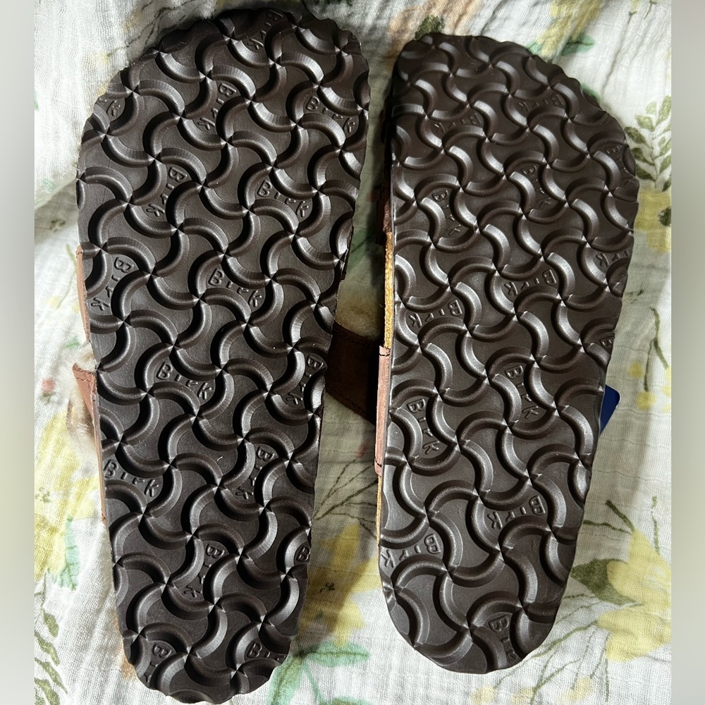 Birkenstock Mayari Oiled Leather Shearling Sandals Women’s Size EU 39 US 8/8.5 - Picture 5 of 6